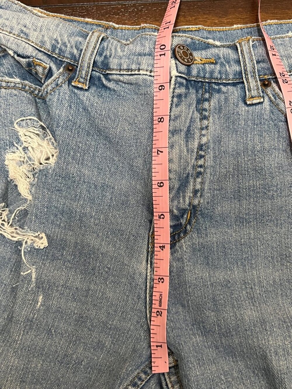 BDG Mom Jean Light Wash Distressed Denim 25W 28L High Rise Casual Women’s Jeans - Picture 10 of 10